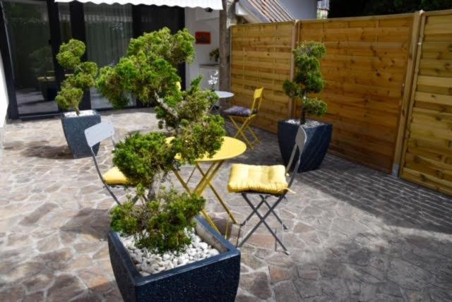 Mali Raj Apartamento Mengeš Exterior foto