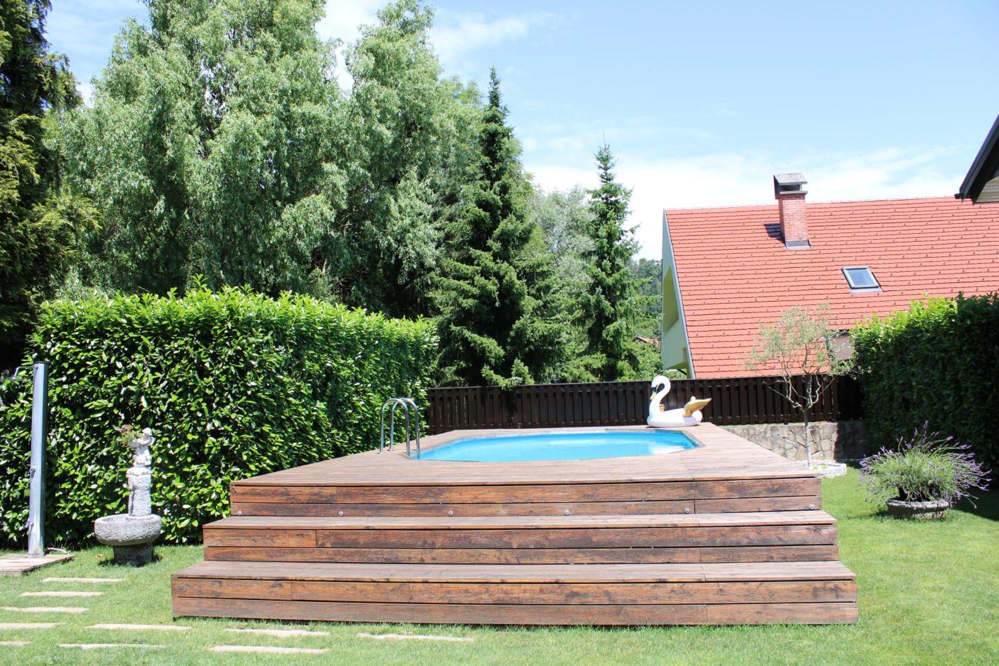 Mali Raj Apartamento Mengeš Exterior foto
