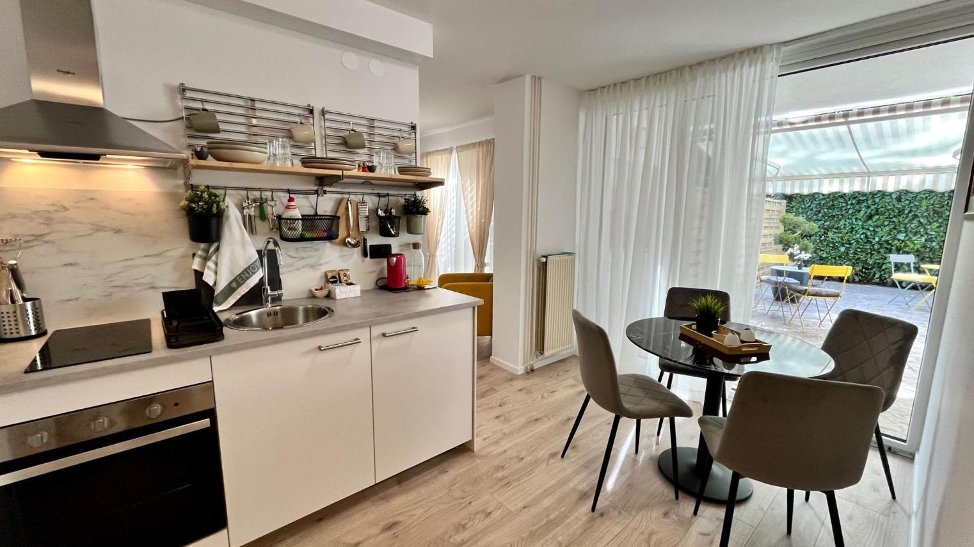 Mali Raj Apartamento Mengeš Exterior foto